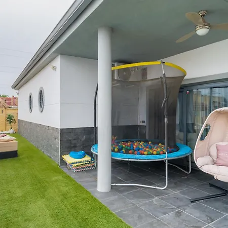 Casa De Invitados Hasta 6 Personas Circuito De Sevilla Holiday home Carmona (Seville)